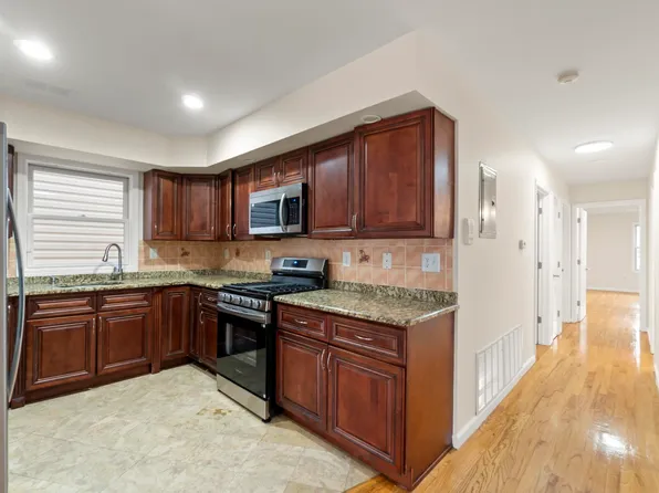 219 South Street image 23 of 45