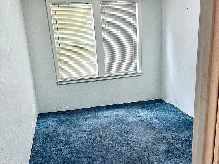 719 N Saint Paul Ave — Photo 6