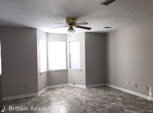 927 Willow Pointe, Anniston, AL 36206