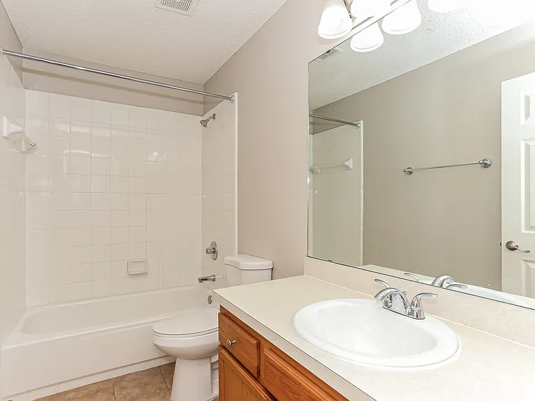 3382 Westfield Dr — Photo 18