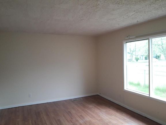 4th image of 6316 New Jersey Ave