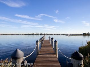 670 Little Silver Point Rd, Little Silver, NJ 07739