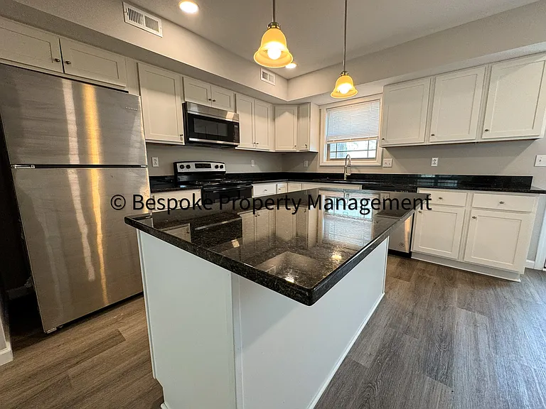 31-41 Goliath Dr — Photo 7