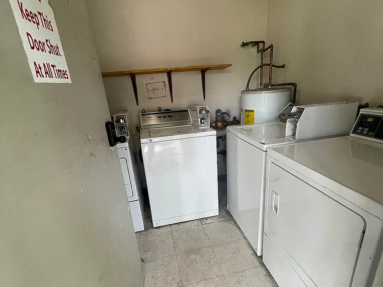 4915 Huntington Ave #2 — Photo 11