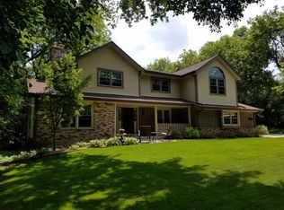 4324 S 112th St, Greenfield, WI 53228