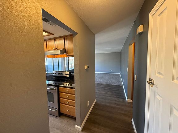 4th image of 3901 Dale Rd APT B