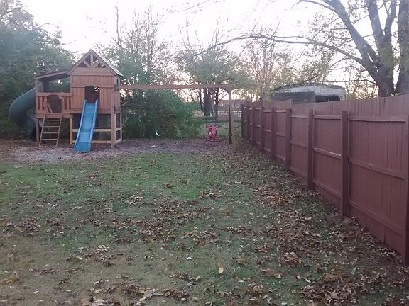 4th image of 1083 Olympia Dr