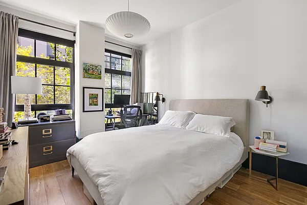 Rented by Compass | media 16