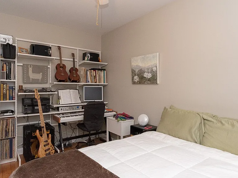 5210 N Sawyer Ave #2 — Photo 7