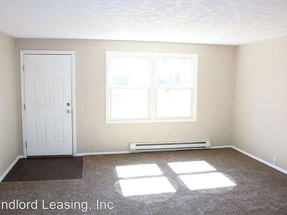 2nd image of 3144 Lorain Dr