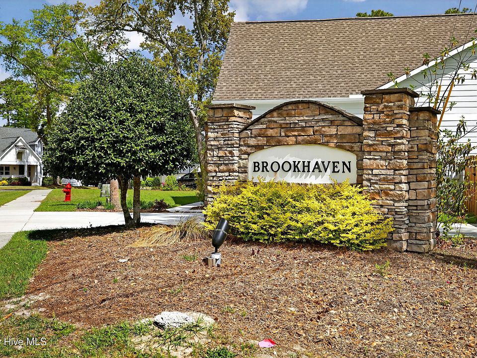 2nd image of 133 Live Oak Drive