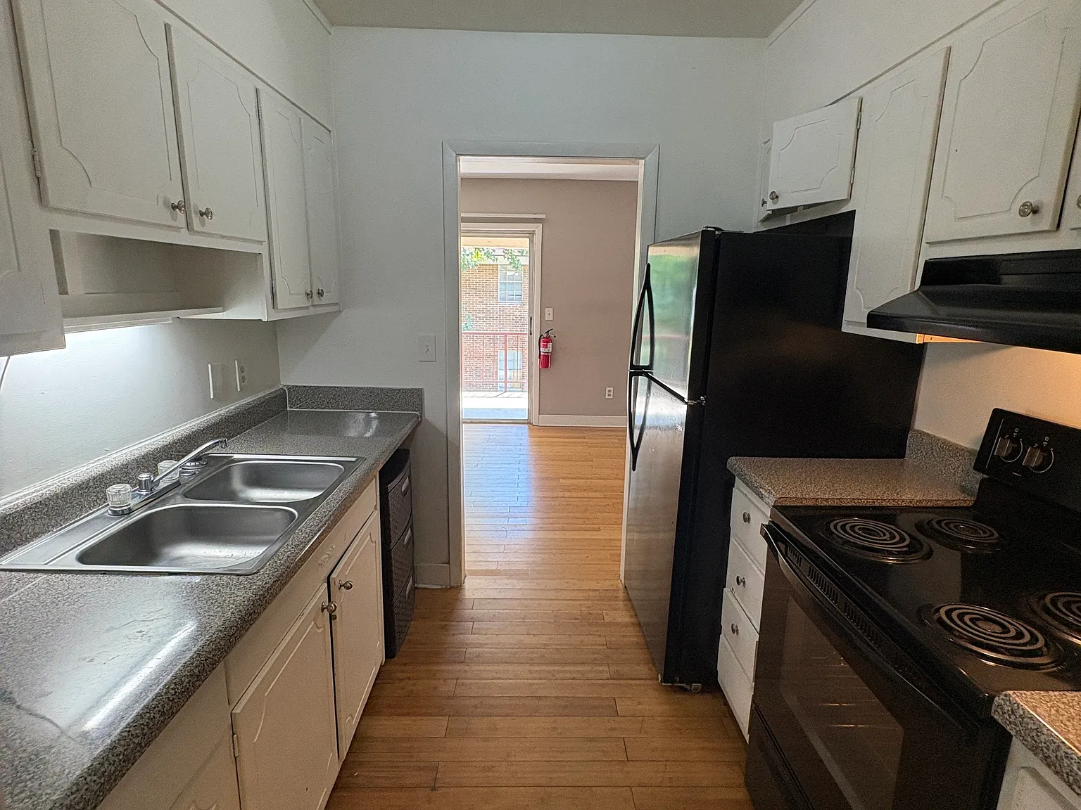 1747 South Court Street — Photo 3
