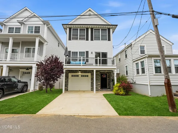 34 North Street, Highlands, NJ 07732