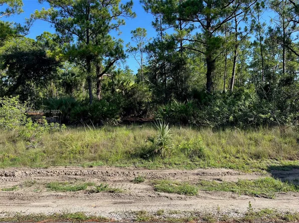 1201 Dixie Ave, Lehigh Acres, FL 33972