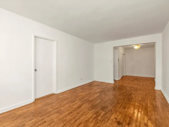 141-05 Pershing Crescent image 14 of 15