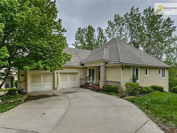 4731 N Holly Court - Briarcliff West Villas