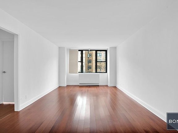 3rd image of 201 E 17th St APT 2E