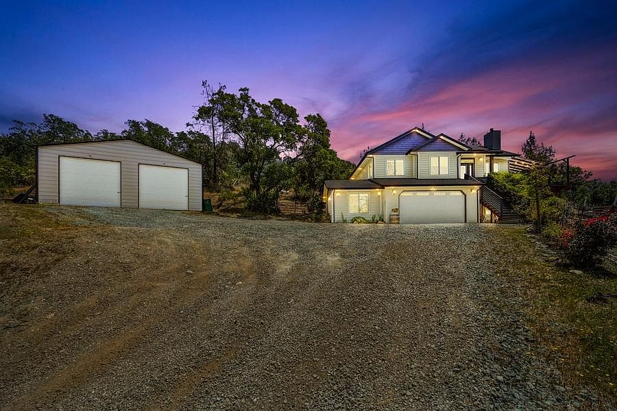1st image of 4678 Hart Dr
