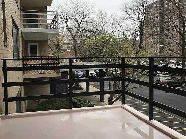 201 Saint Pauls Ave #2M — Photo 6