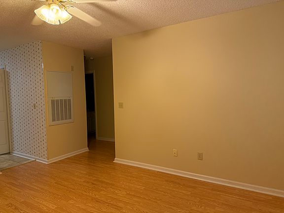 2nd image of 306 Liberty Pl