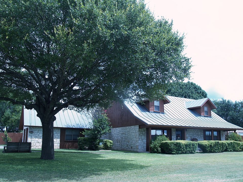 1st image of 117 Echo Ln