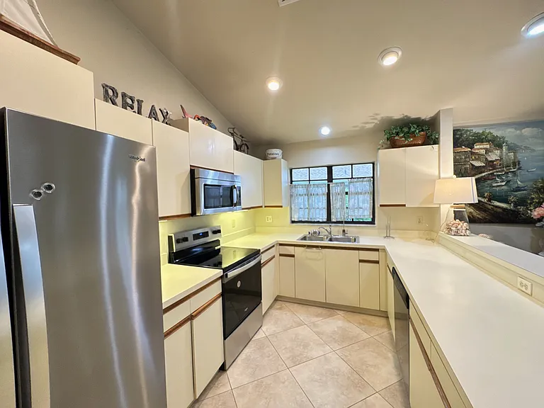 13018 Parktree Ct — Photo 19