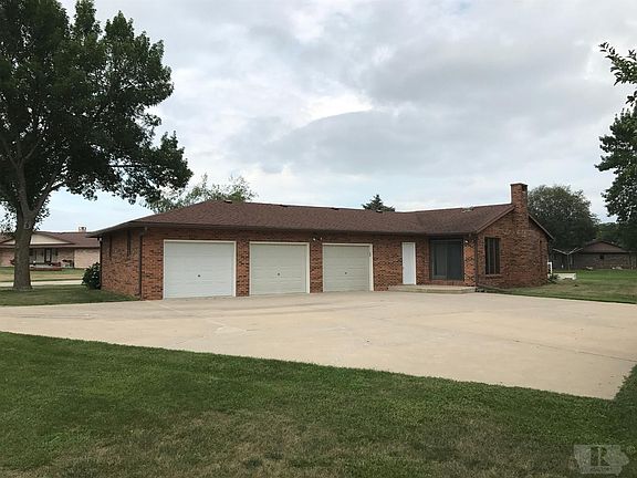 4th image of 1706 Lake Nokomis Dr