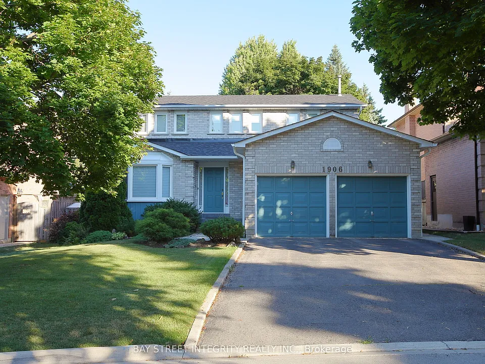 1906 Stoneybrook Ct