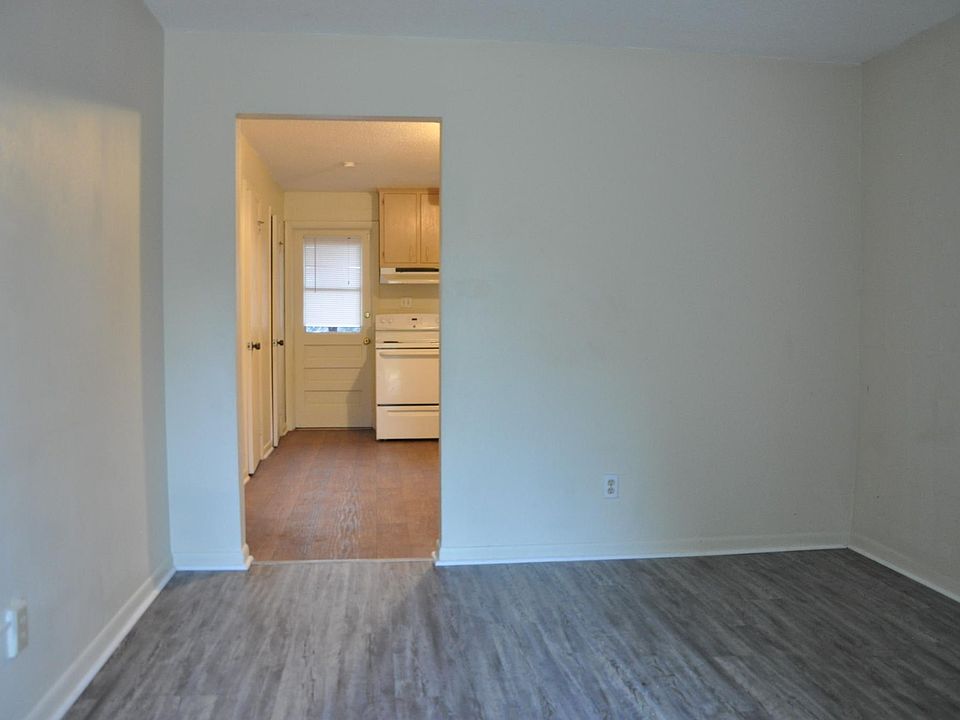 1st image of 1420 Melvin St APT 3