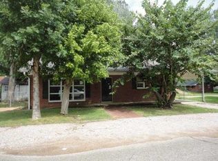 15 Peabody St, Savannah, TN 38372