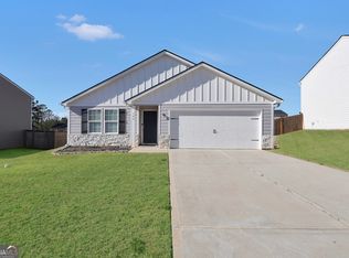 106 Maple Dr, Barnesville, GA 30204