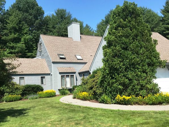 17 Wonderbrook Dr