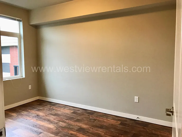 1010 Railroad Ave — Photo 431