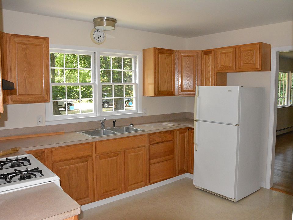 2nd image of 9 S Cartwright Rd