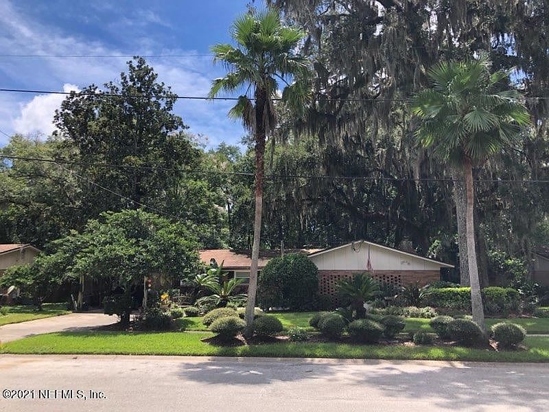 1st image of 8441 Glade Ln