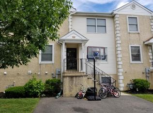 169 Chateau Dr, Lakewood, NJ 08701