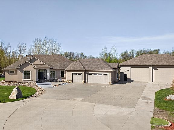 2nd image of 7620 Adelman Dr