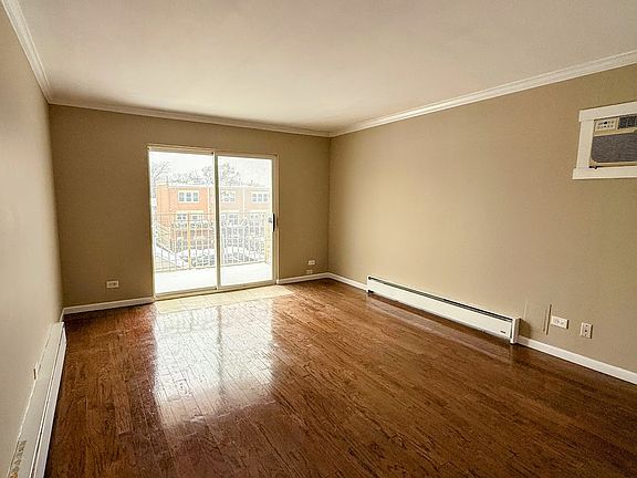 4th image of 115 Marengo Ave APT 403