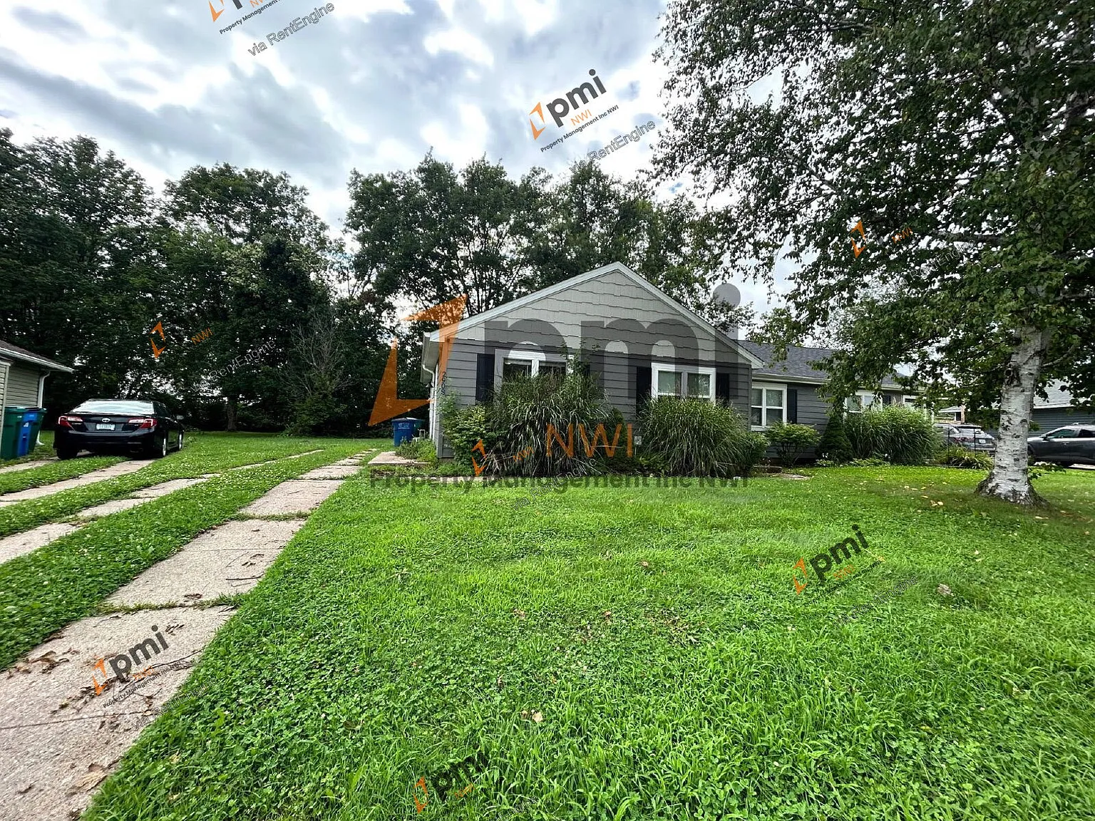 2 bed, 1.0 bath, 720 sqft, $1,195 — Photo 1