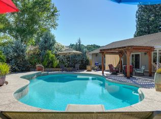 2421 Huckleberry Ln, Valley Springs, CA