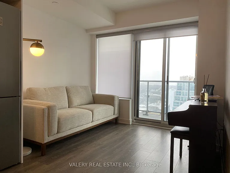 195 Redpath Ave #2205 — Photo 1