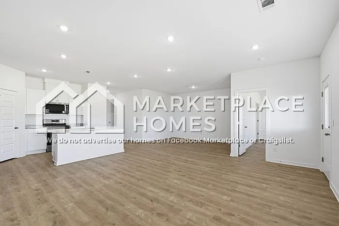 3040 Laredo Ln — Photo 11
