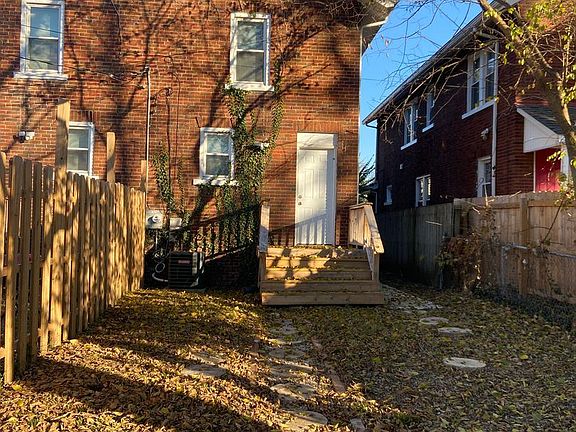 5th image of 1701-1703 Kent St
