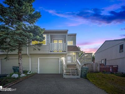 8061 Woodgreen Cir, Anchorage, AK, 99518