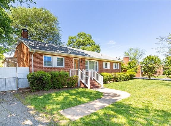 3rd image of 4816 Suecla Dr