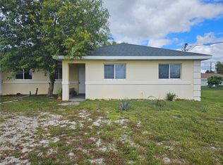 2203 Daniel Ave, Lehigh Acres, FL 33971