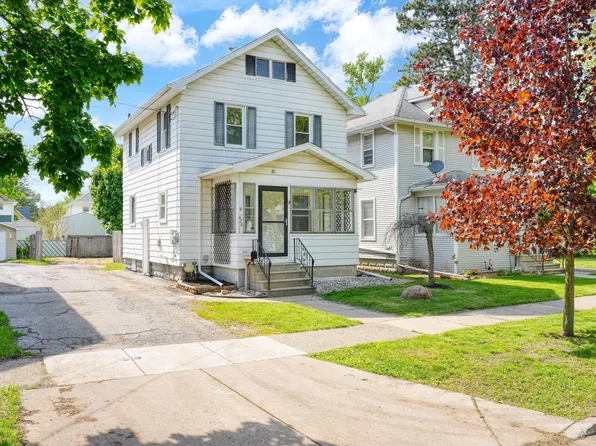 428 Bates St, Jackson, MI 49202