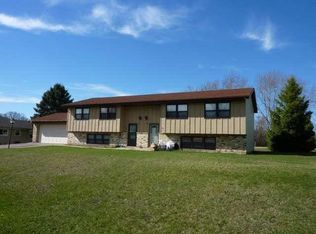 602 Stephanie St #A, Burlington, WI 53105