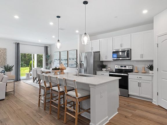 2nd image of 814 Molly Ln Lot 41