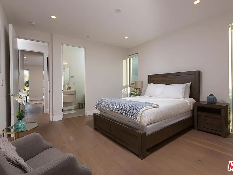 721 N Spaulding Ave — Photo 30